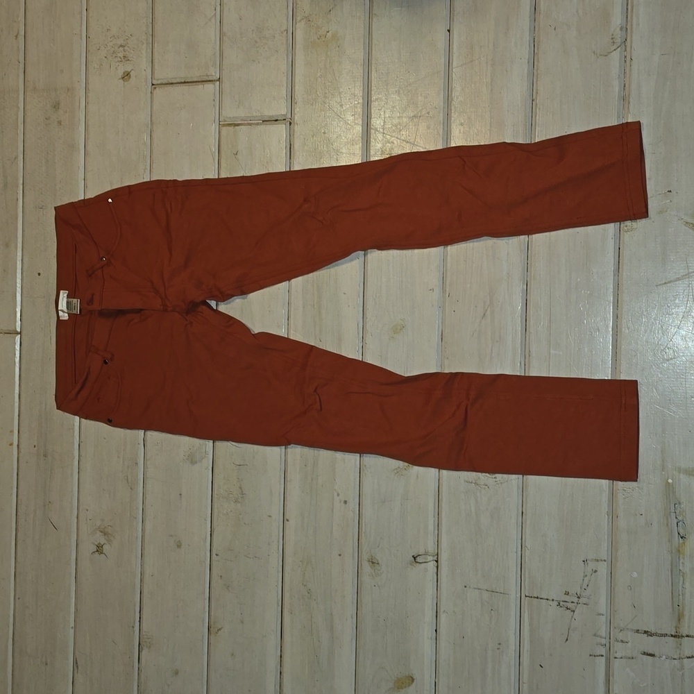 Skinny leg jeggings